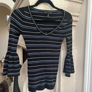 WHITE HOUSE BLACK MARKET STRIPED TOP